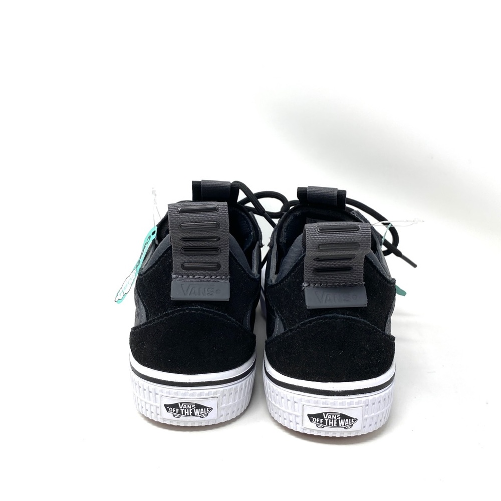 🎄 SANTA’S DEAL 🎄 Vans MTE Low Top Women’s Sneakers suede Grey Black Size 8.5 - Picture 5 of 9